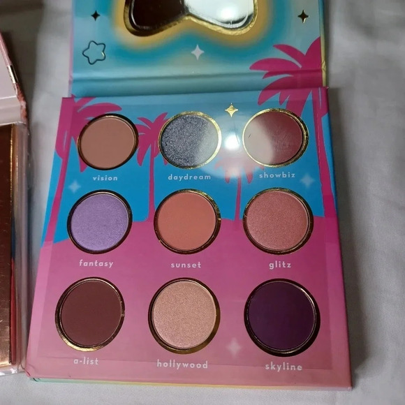 The creme shop and Ellen Tracey makeup pallet NWT - Picture 2 of 6